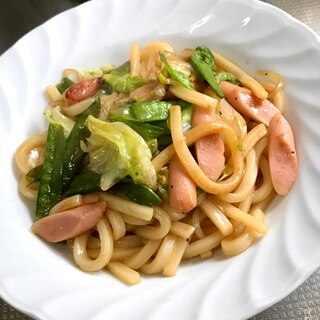 キャベツたっぷり焼きうどん